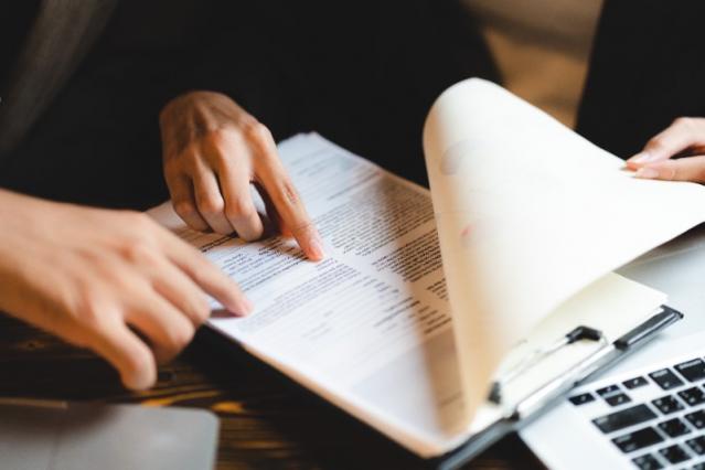 Avocat contentieux contractuel